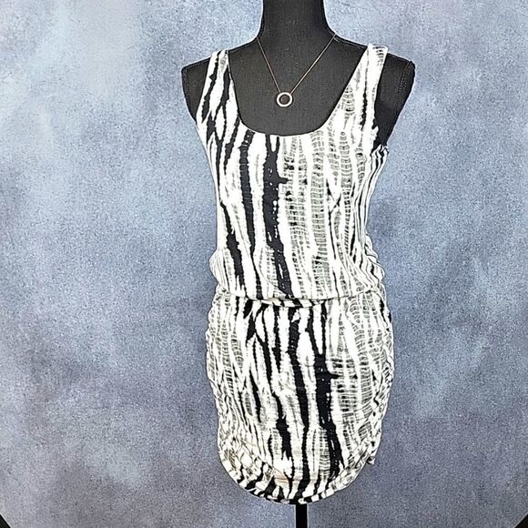 TART Collection Quin Tie-Dye Ruched Sleeveless Mini Dress - Picture 2 of 16